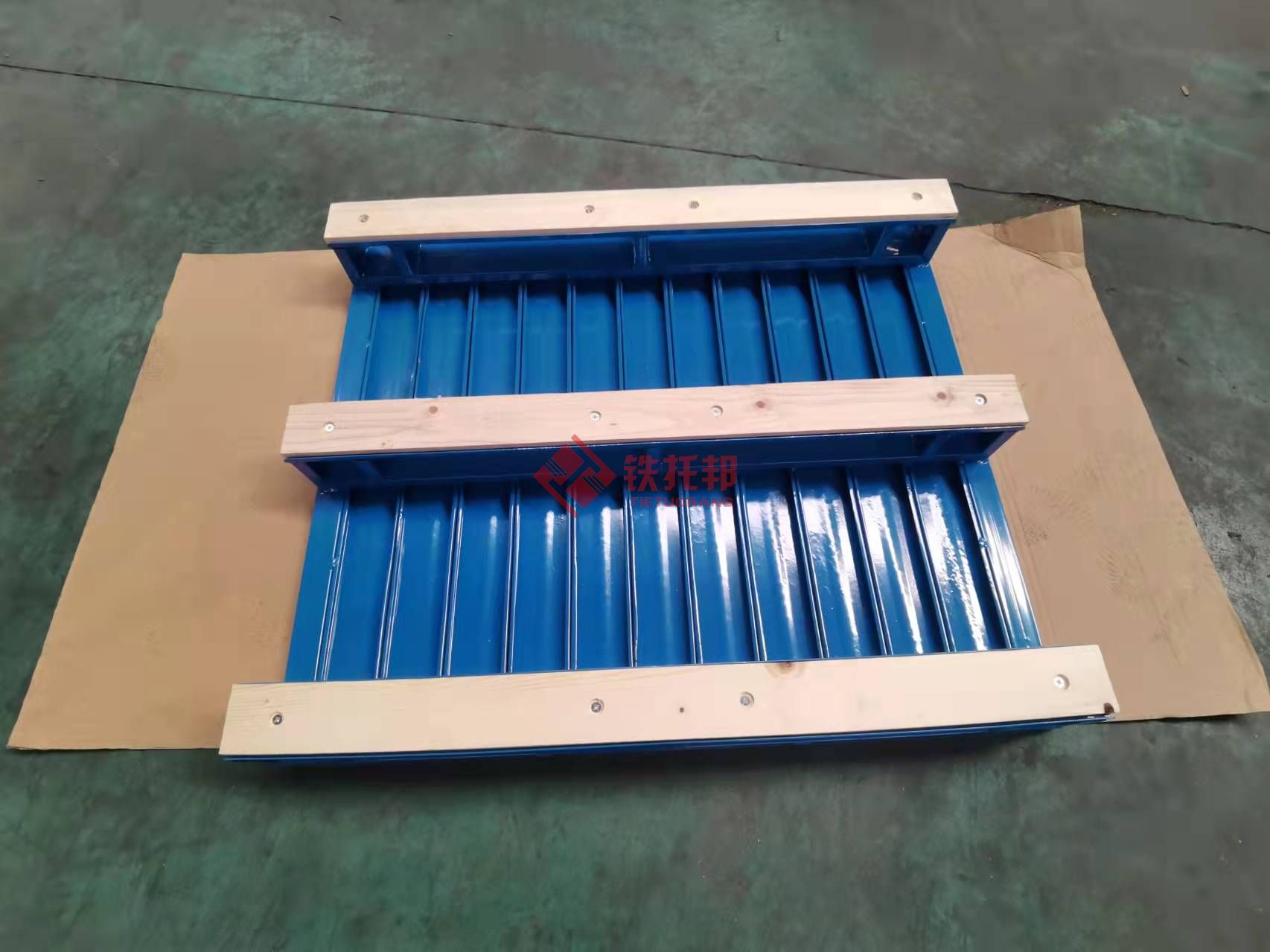 鋼木托盤